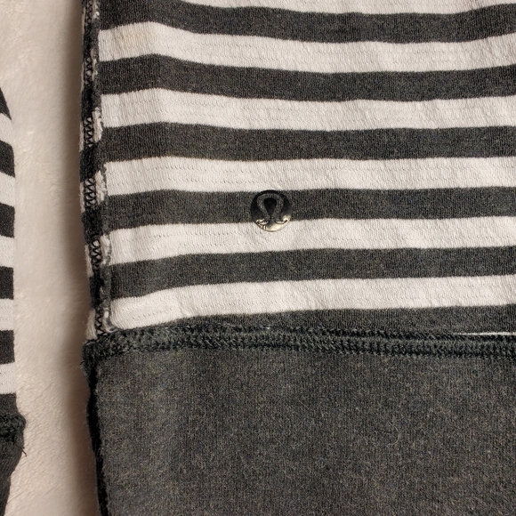 Reversible Crew Sweater - Picture 4 of 5